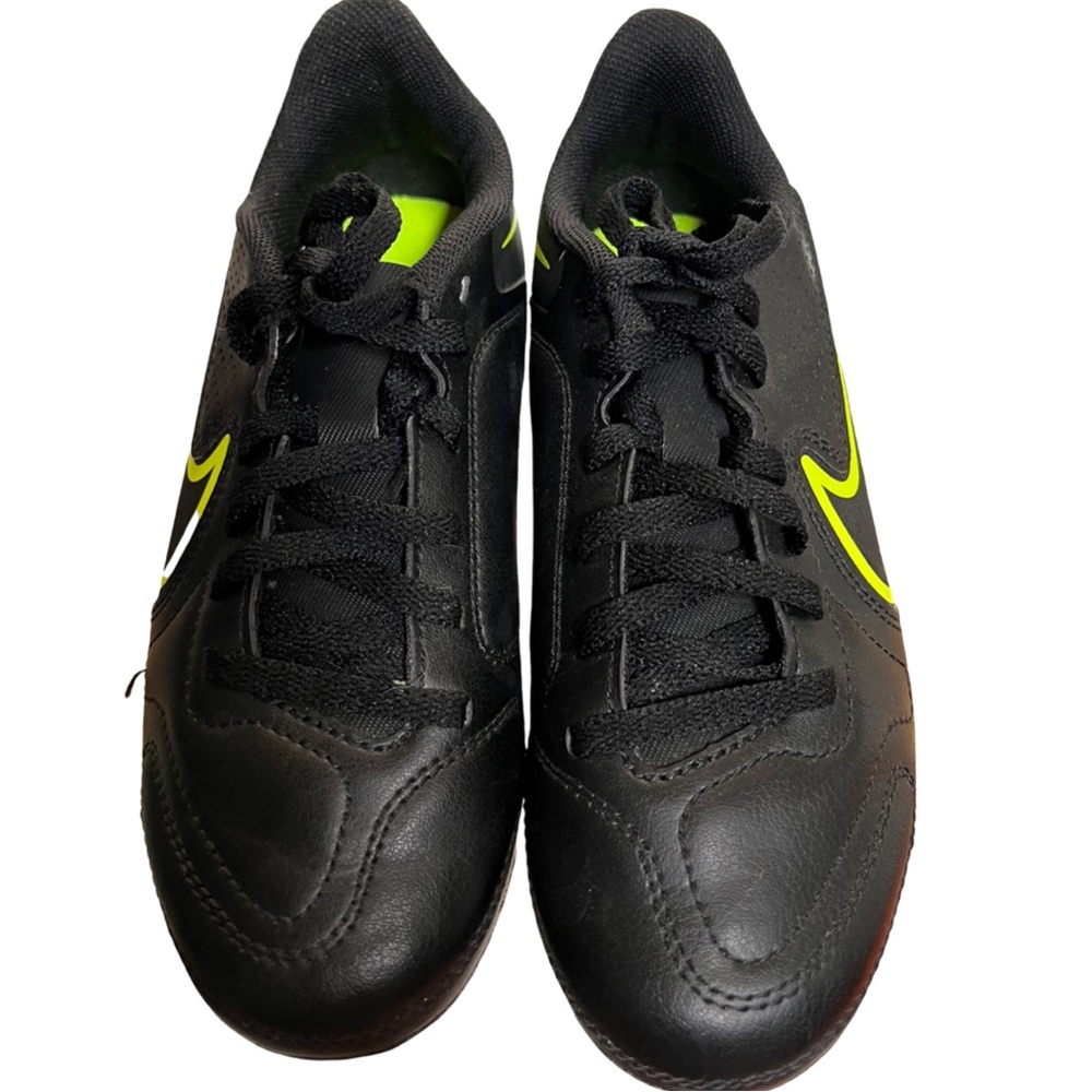 Kids’ Nike Jr. Tiempo Legend 9 Club